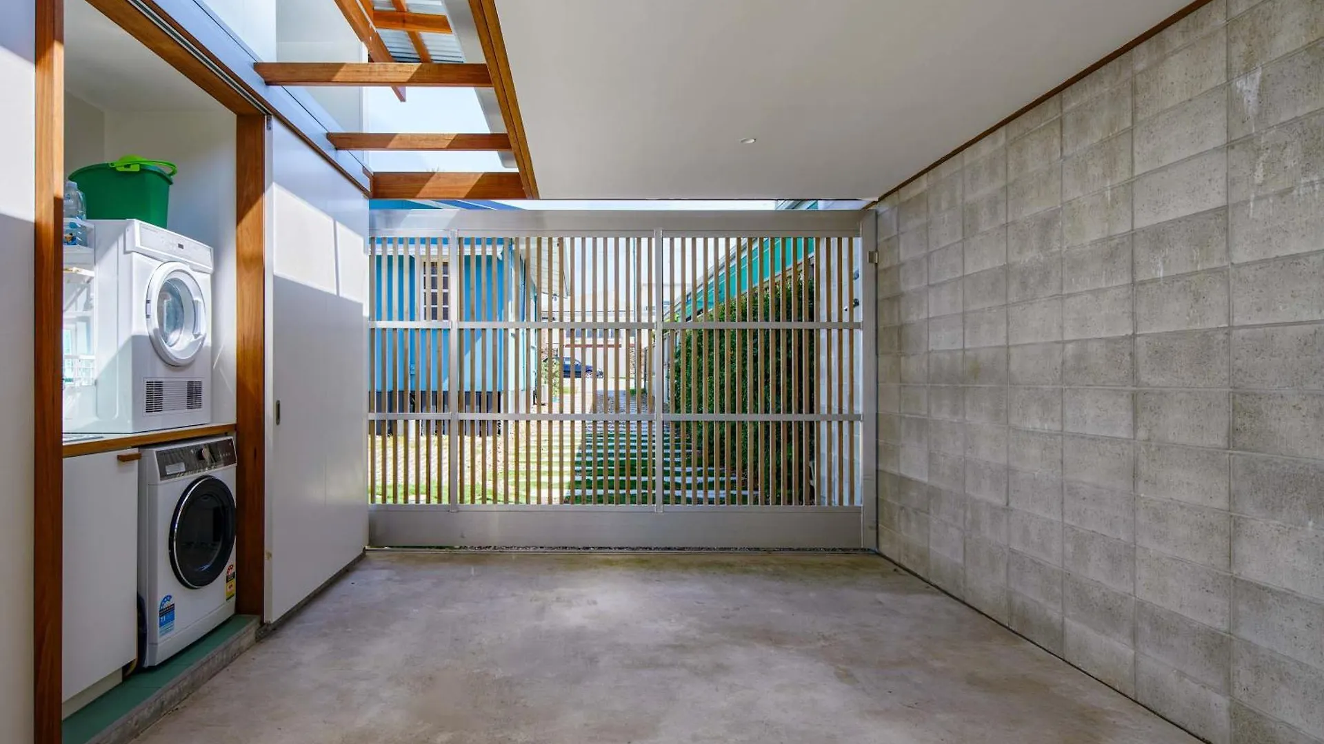 Apartment Serene Escape In Moffat Beach Caloundra